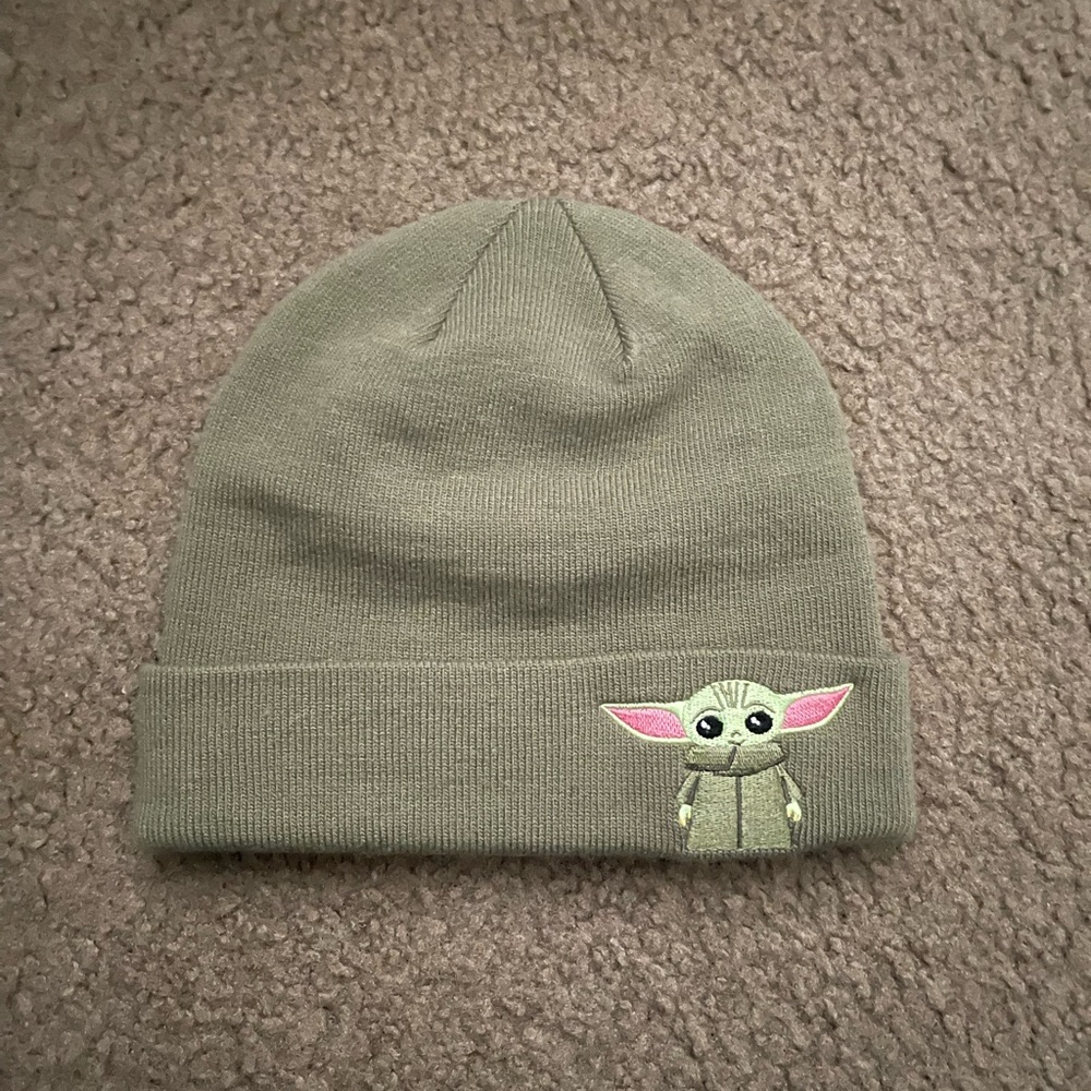 Baby yoda disney beanie